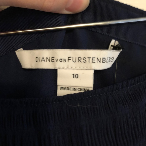 Diane Von Furstenberg Navy Silk Skirt - Picture 2 of 2